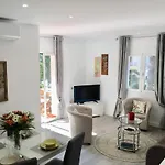 Banus Beach&pool Apartamento