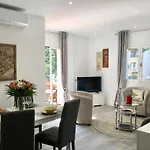 Banus Beach&pool Apartamento *