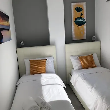 Banus Beach&pool * Μαρμπέλλα